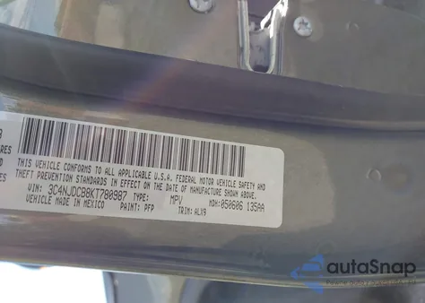 2019 Jeep Compass Limited 4X4 z USA, uszkodzony, nr VIN 3C4NJDCB8KT780987